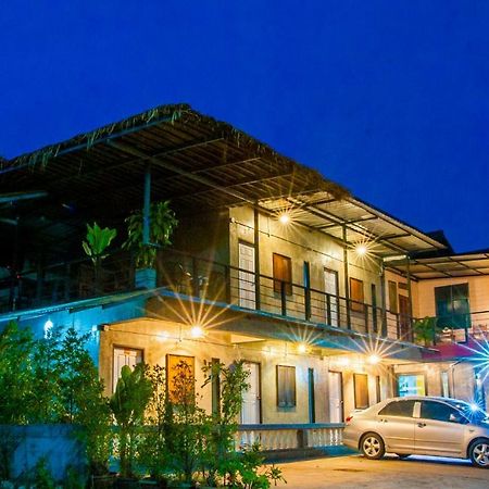 Baantung Homestay 莫拉限 外观 照片